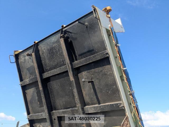 Isuzu ELF TRUCK 2016-12 7961433-14