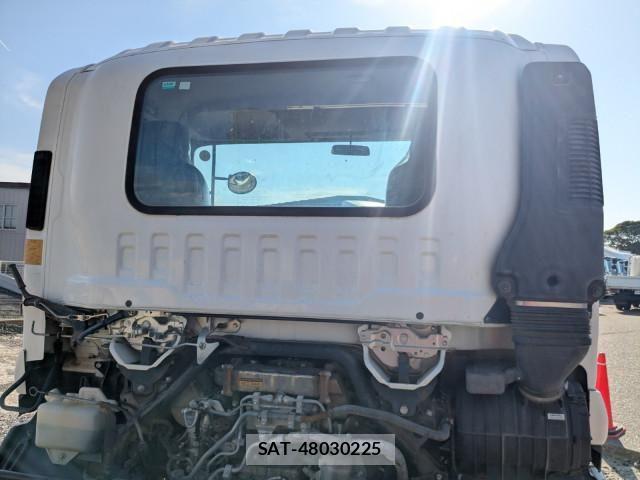 Isuzu ELF TRUCK 2016-12 7961433-23
