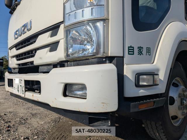 Isuzu ELF TRUCK 2016-12 7961433-25