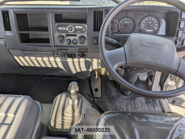Isuzu ELF TRUCK 2016-12 7961433-27