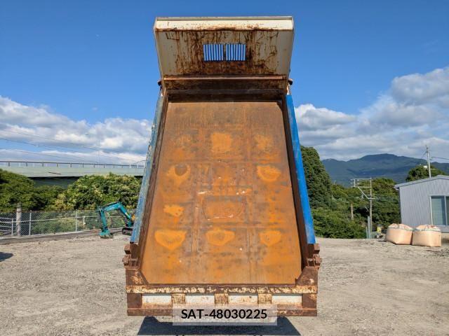 Isuzu ELF TRUCK 2016-12 7961433-7