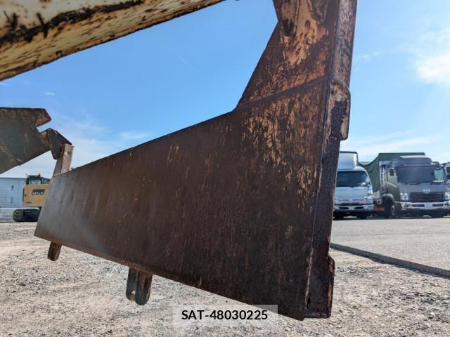 Isuzu ELF TRUCK 2016-12 7961433-8
