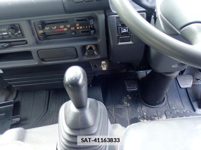 Isuzu ELF TRUCK 2006-05 7961412-16