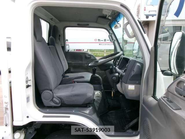 Isuzu ELF TRUCK 2010-04 7961482-13