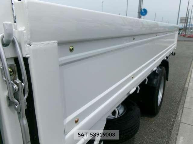 Isuzu ELF TRUCK 2010-04 7961482-26