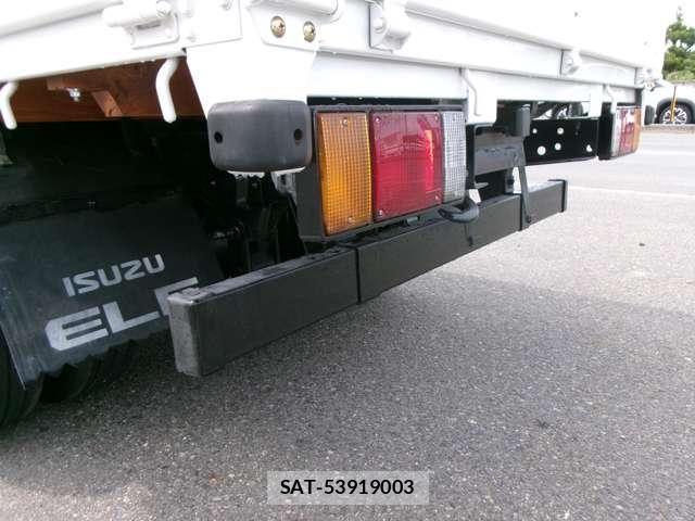 Isuzu ELF TRUCK 2010-04 7961482-27