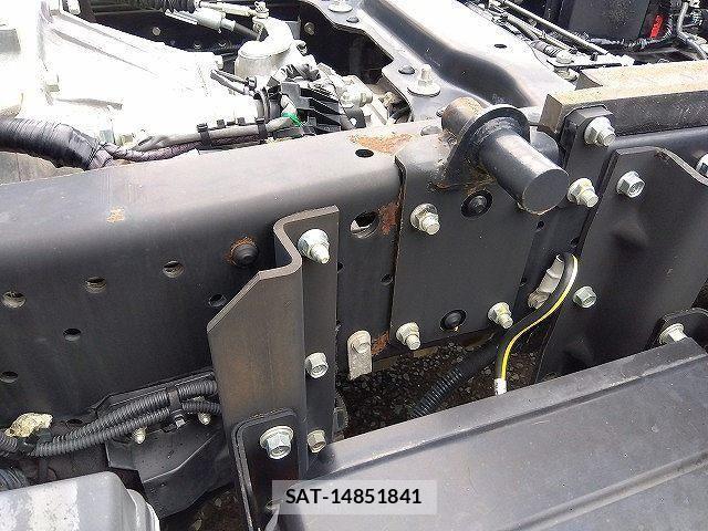 Isuzu ELF TRUCK 2019-09 7961384-17
