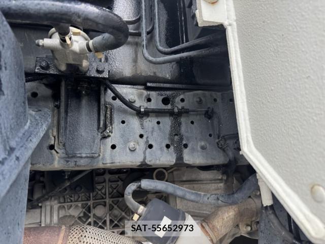 Isuzu ELF TRUCK 2018-07 7961444-24
