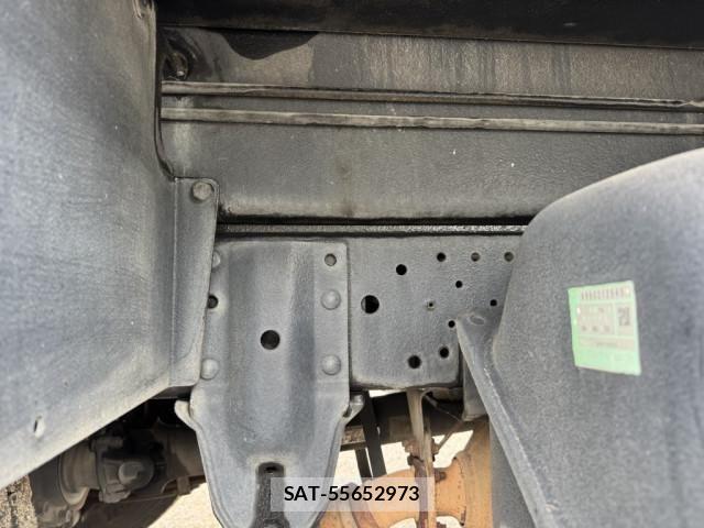 Isuzu ELF TRUCK 2018-07 7961444-25