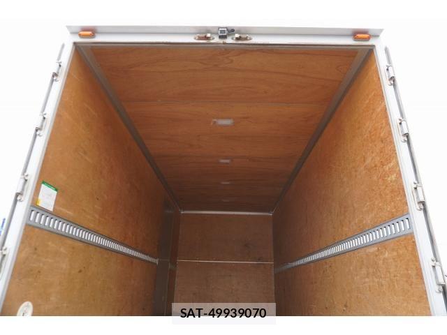 Isuzu ELF TRUCK 2020-03 7961449-21