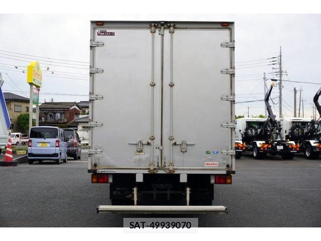 Isuzu ELF TRUCK 2020-03 7961449-3