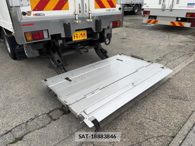Isuzu ELF TRUCK 2016-11 7961424-8