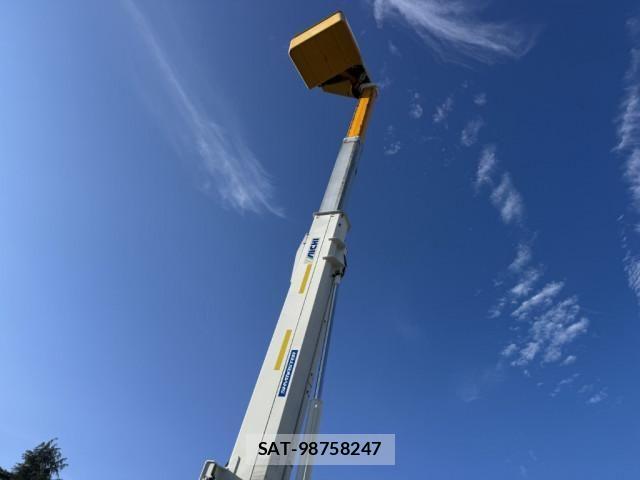 Isuzu ELF TRUCK 2016-03 7961443-12