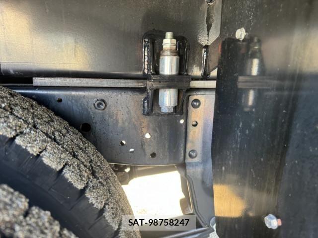 Isuzu ELF TRUCK 2016-03 7961443-24