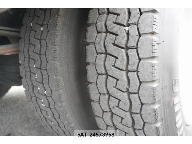 Isuzu ELF TRUCK 2021-05 7961442-9