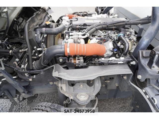 Isuzu ELF TRUCK 2021-05 7961442-13