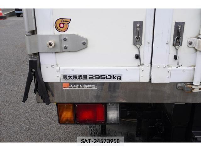 Isuzu ELF TRUCK 2021-05 7961442-23