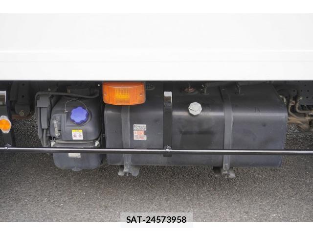 Isuzu ELF TRUCK 2021-05 7961442-26