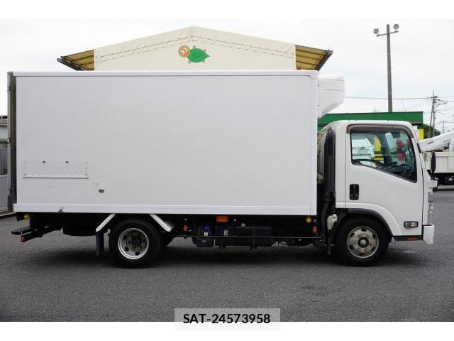Isuzu ELF TRUCK 2021-05 7961442-4