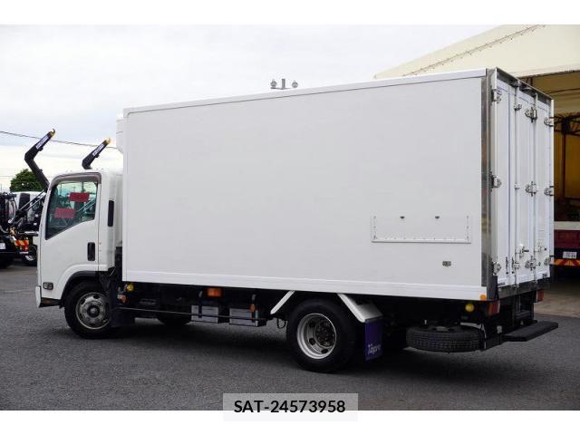 Isuzu ELF TRUCK 2021-05 7961442-6