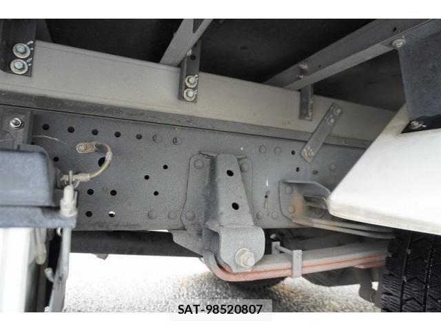 Isuzu ELF TRUCK 2021-05 7961422-10