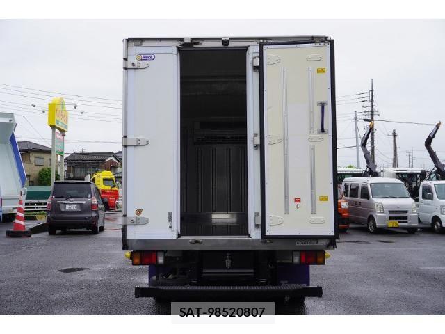 Isuzu ELF TRUCK 2021-05 7961422-22