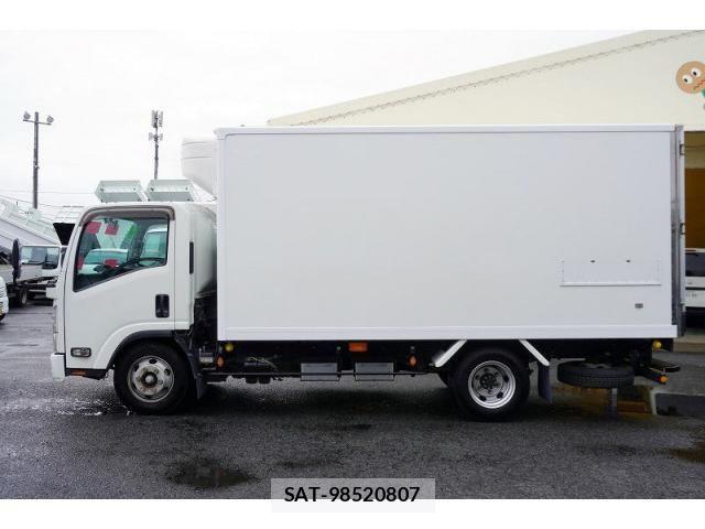 Isuzu ELF TRUCK 2021-05 7961422-2