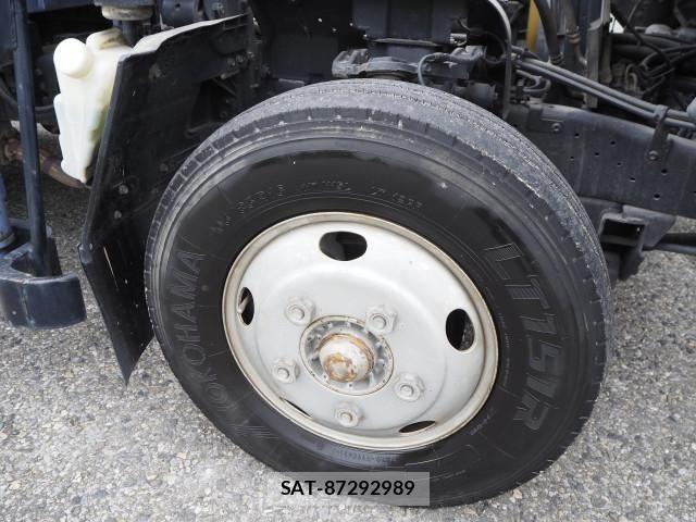 Isuzu ELF TRUCK 2005-01 7961464-21