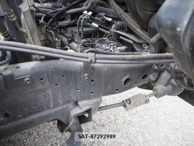 Isuzu ELF TRUCK 2005-01 7961464-23