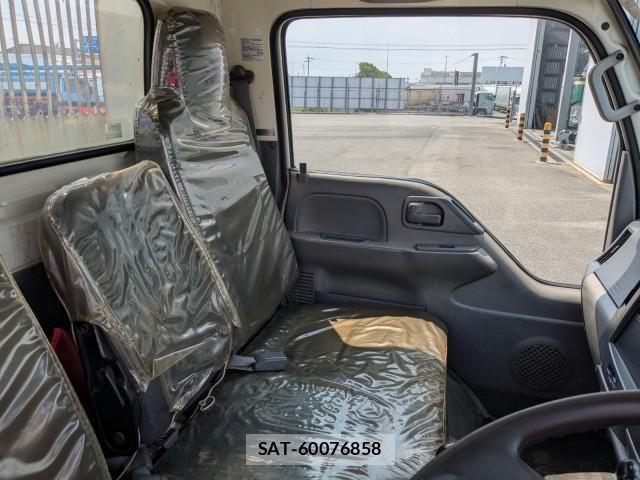 Isuzu ELF TRUCK 2017-02 7961393-9