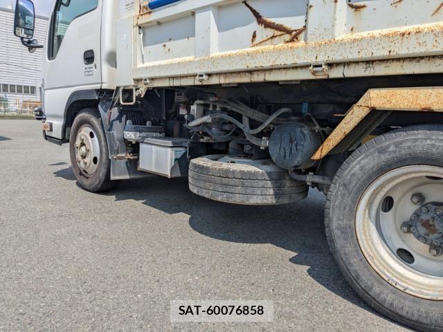 Isuzu ELF TRUCK 2017-02 7961393-16