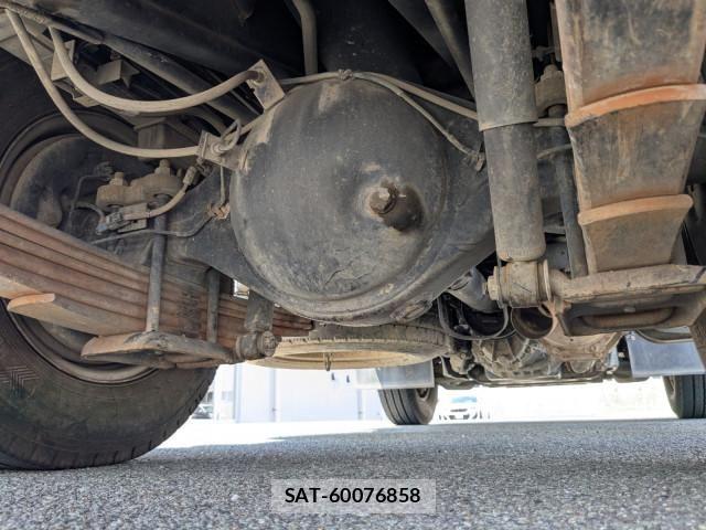 Isuzu ELF TRUCK 2017-02 7961393-17