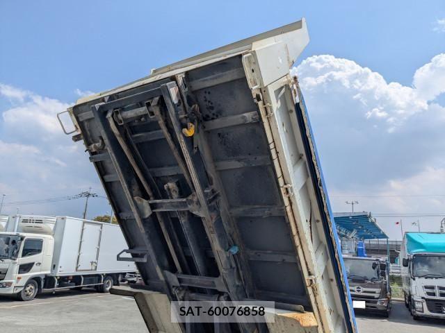Isuzu ELF TRUCK 2017-02 7961393-27