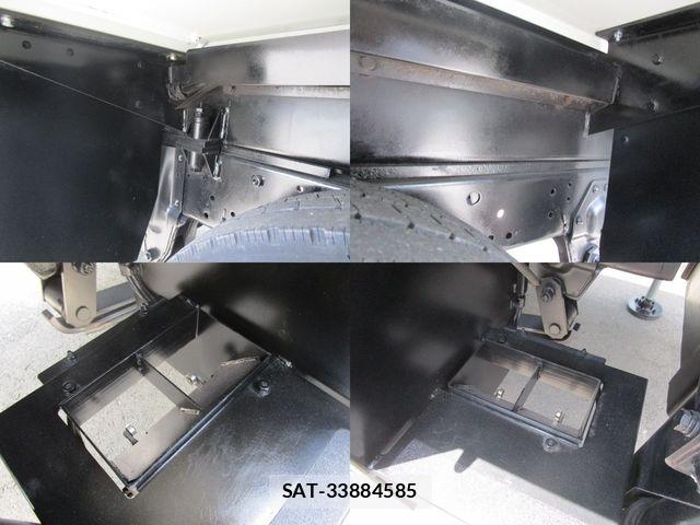 Isuzu ELF TRUCK 2017-03 7961376-17