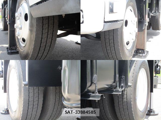 Isuzu ELF TRUCK 2017-03 7961376-18