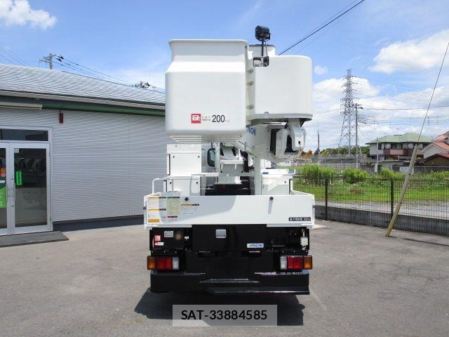 Isuzu ELF TRUCK 2017-03 7961376-7