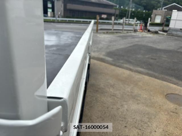 Isuzu ELF TRUCK 2020-05 7961397-14