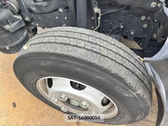 Isuzu ELF TRUCK 2020-05 7961397-25