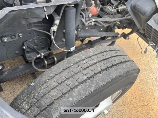 Isuzu ELF TRUCK 2020-05 7961397-26