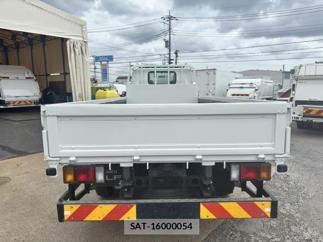 Isuzu ELF TRUCK 2020-05 7961397-5