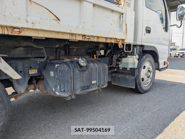 Isuzu ELF TRUCK 2018-02 7961389-12