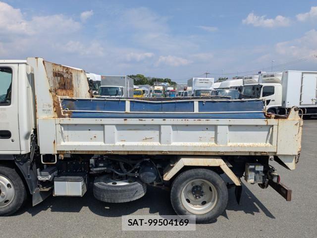 Isuzu ELF TRUCK 2018-02 7961389-13