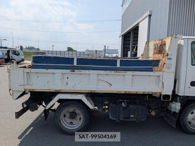 Isuzu ELF TRUCK 2018-02 7961389-14