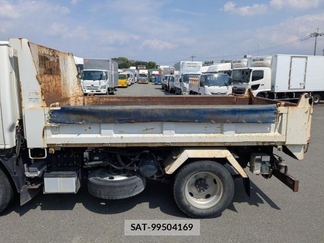 Isuzu ELF TRUCK 2018-02 7961389-15