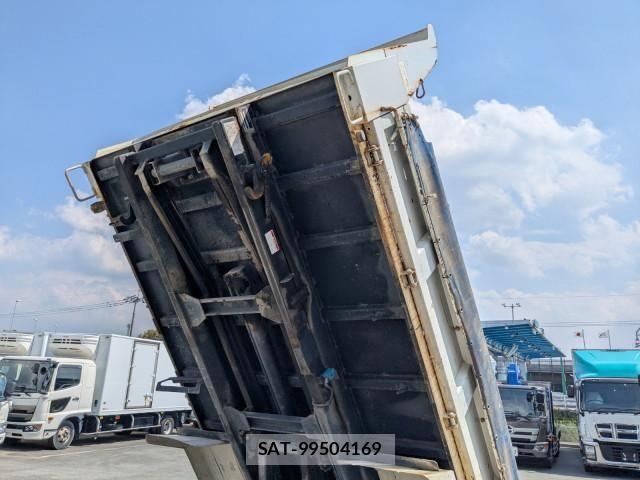 Isuzu ELF TRUCK 2018-02 7961389-17