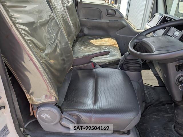 Isuzu ELF TRUCK 2018-02 7961389-24