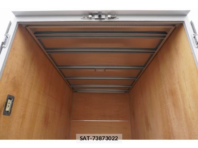 Isuzu ELF TRUCK 2020-05 7961427-19