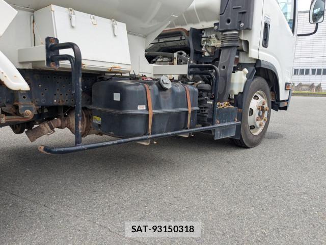 Isuzu ELF TRUCK 2019-08 7961381-16