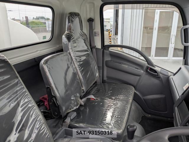 Isuzu ELF TRUCK 2019-08 7961381-7