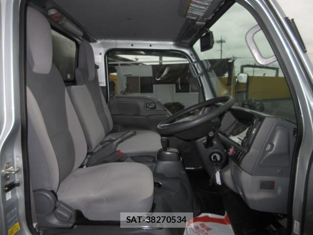 Isuzu ELF TRUCK 2017-09 7961408-9